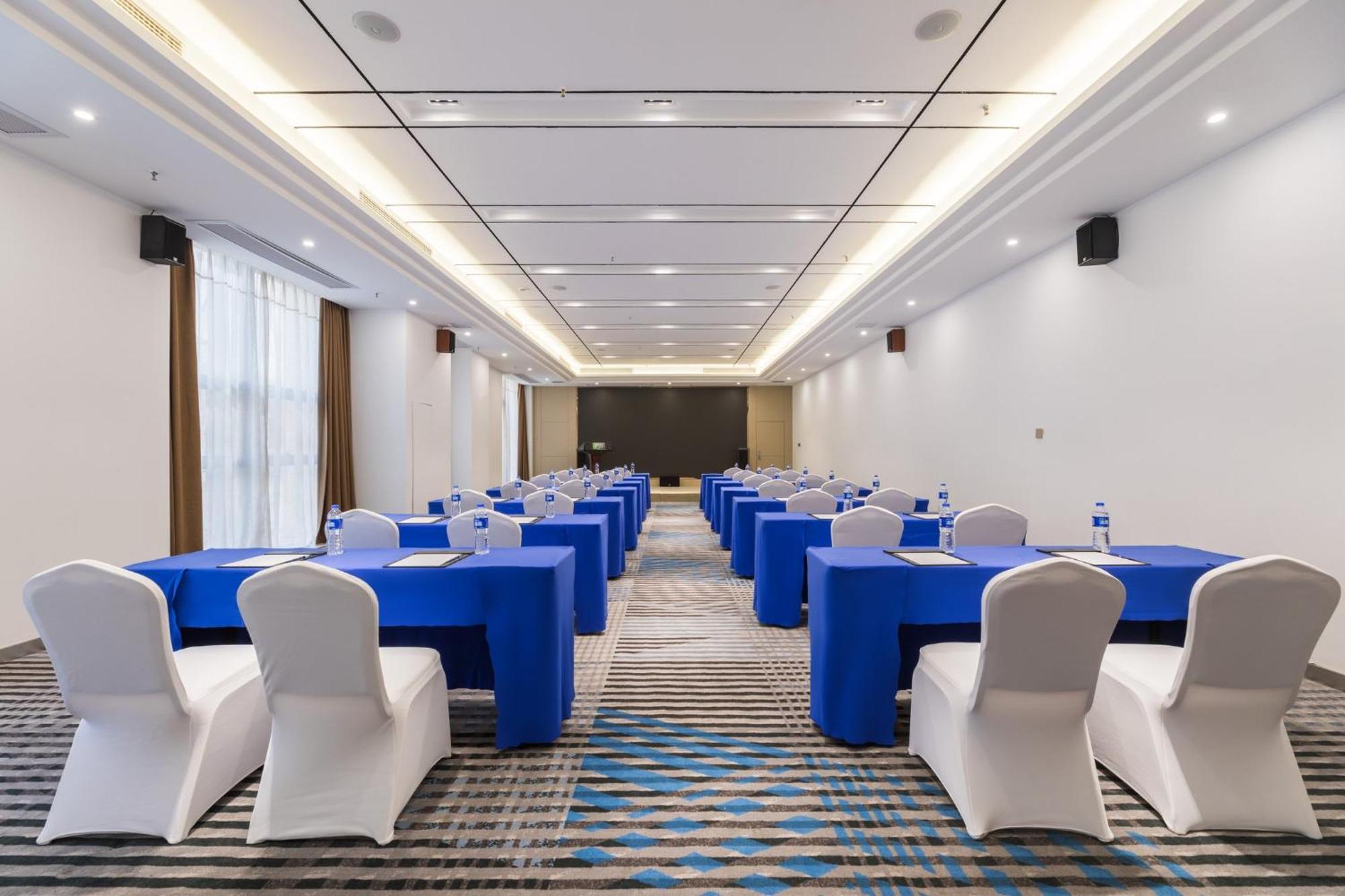 Holiday Inn Express - Liuyang Development Zone By Ihg Changsha Huanghua Airport エクステリア 写真